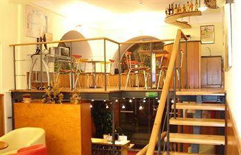 Residencial Do Areeiro Guest house 2*